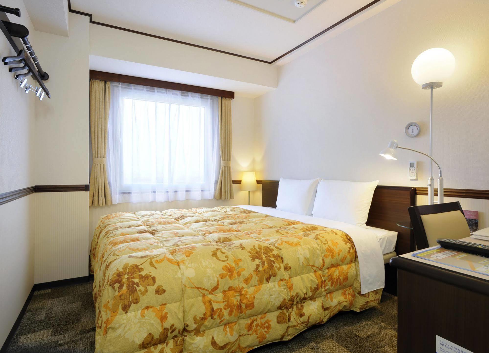 Toyoko Inn Wako-Shi Ekimae Extérieur photo